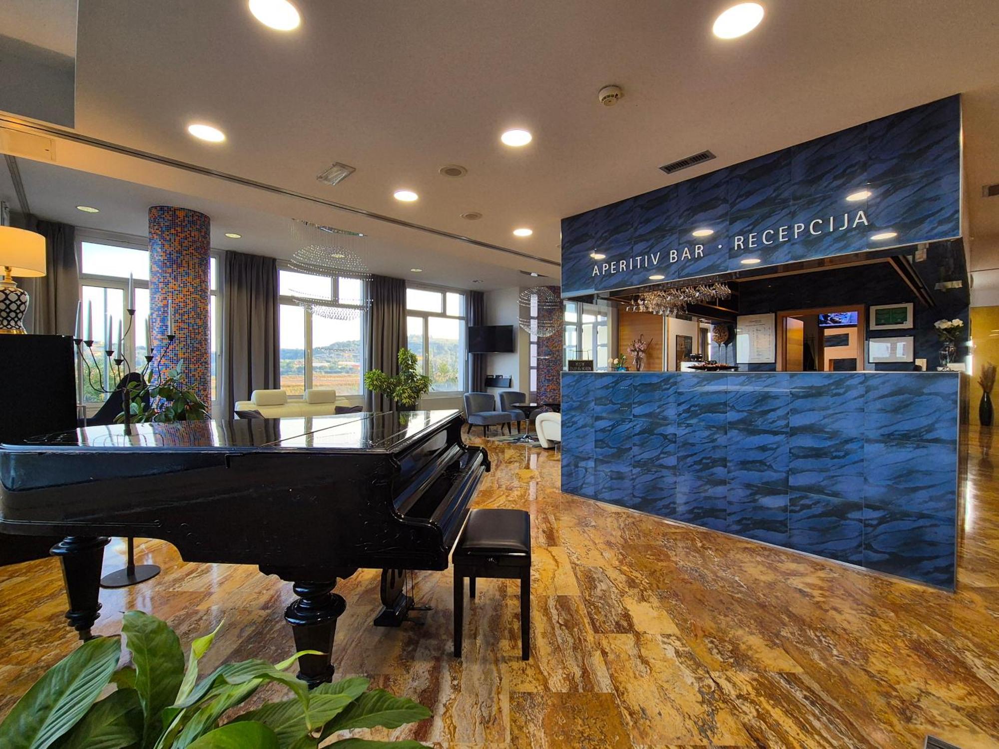 Hotel Oleander - Oleander Resort Strunjan Exterior foto